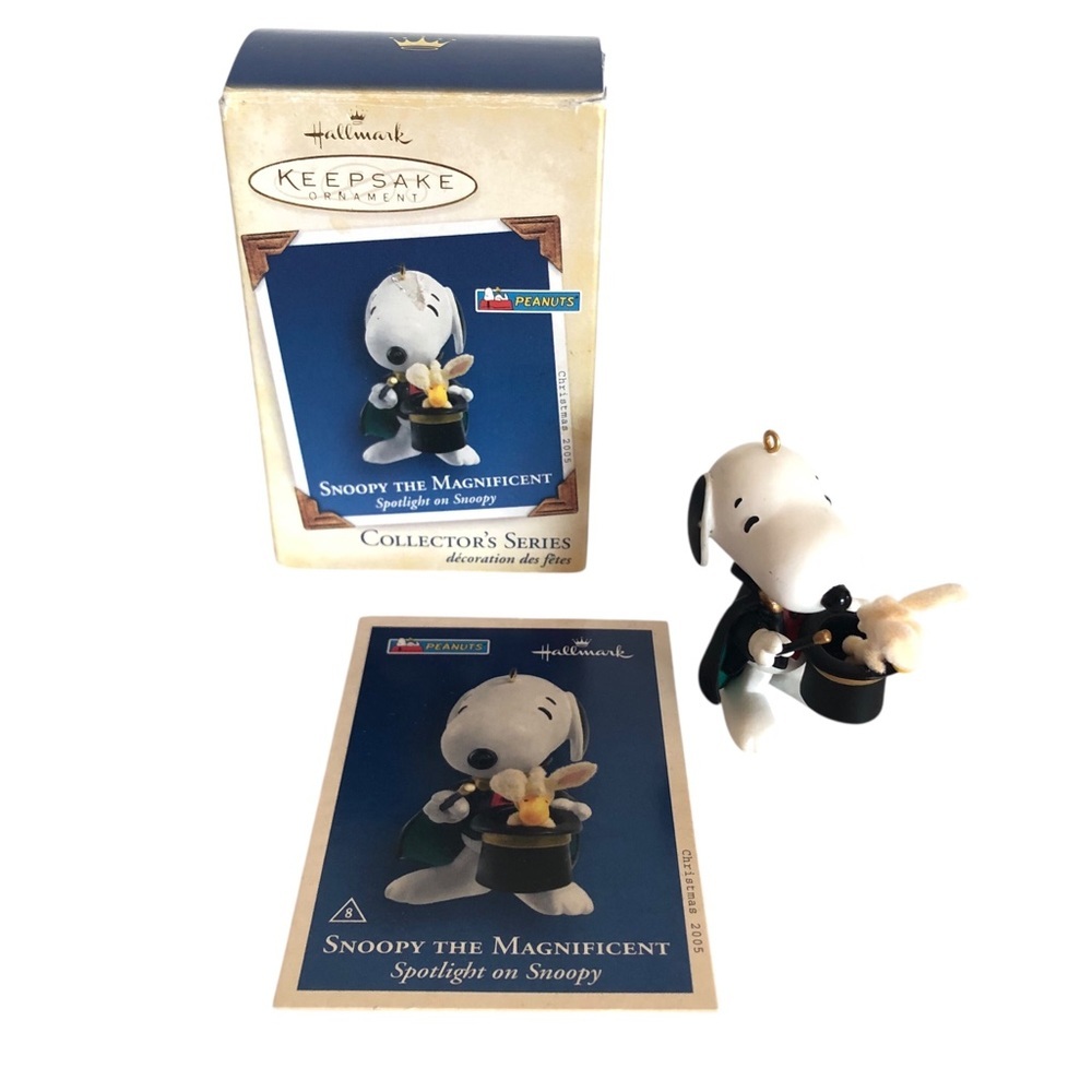 VINTAGE Y2K NIB Hallmark Peanuts Snoopy the Magnificent Christmas Ornament 2005
